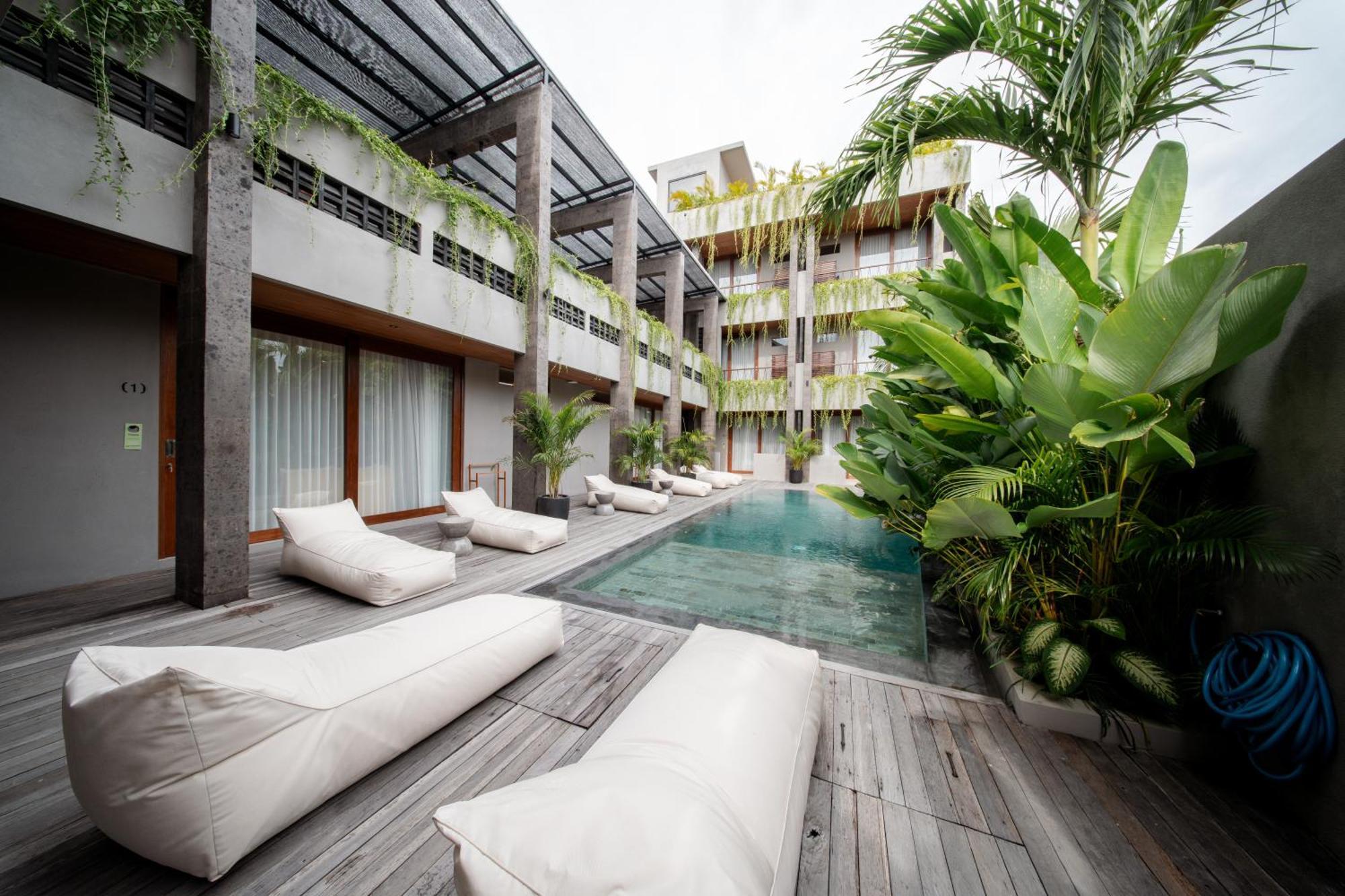 Thehub Pererenan Coworking, Pool And Rooftop チャングー エクステリア 写真